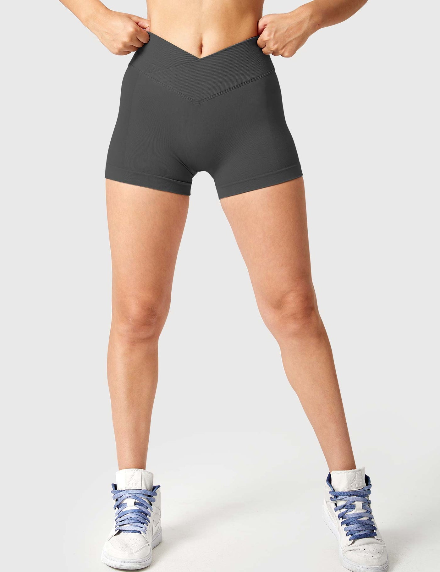 Yeoreo 3.6”Amplify V-Waistband Shorts