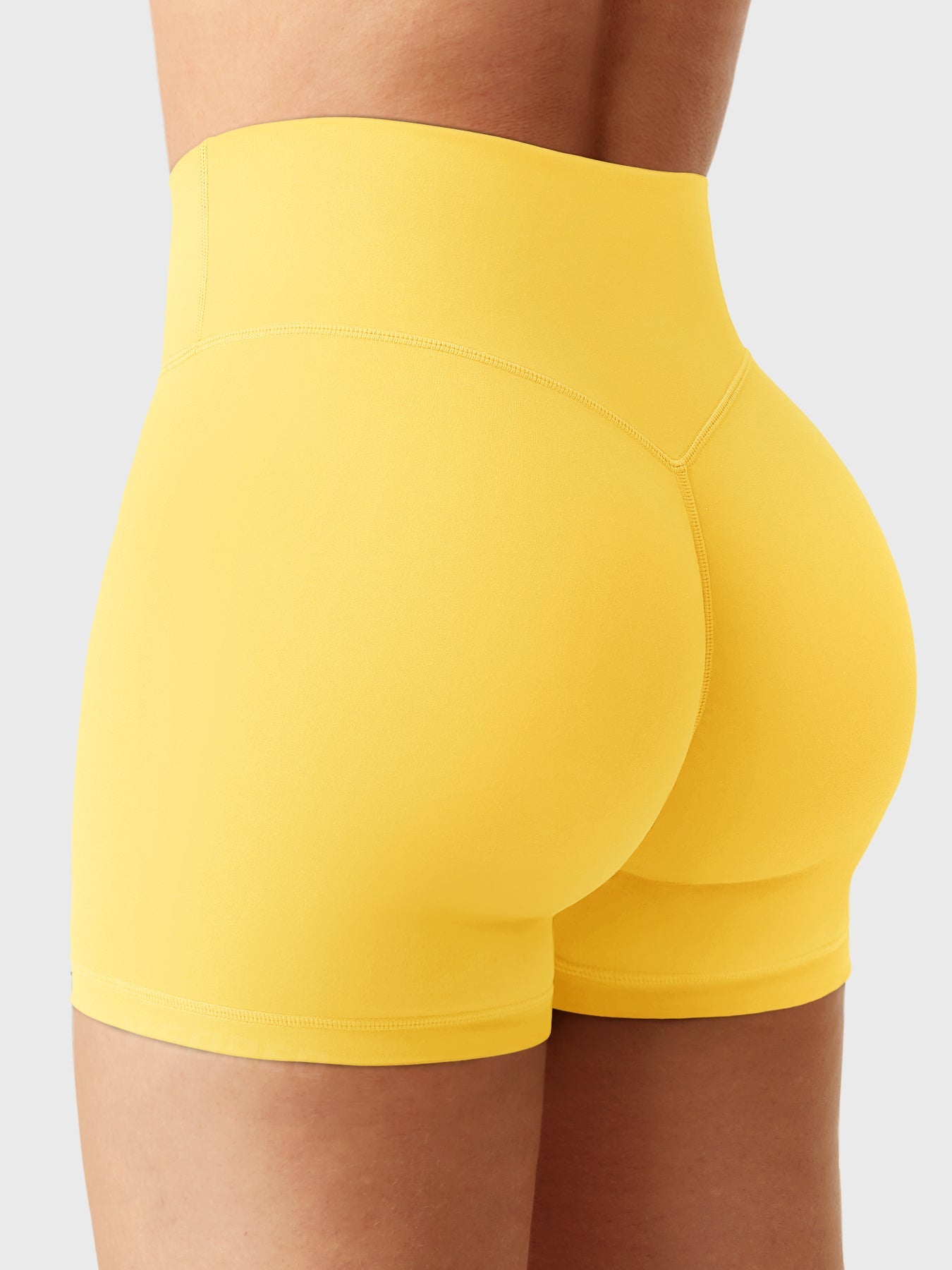 Yeoreo Craze 4.5" Scrunch Shorts