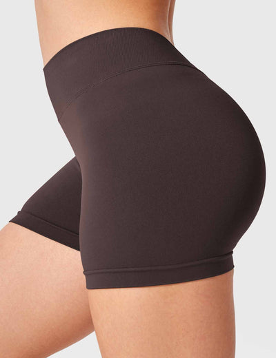 Yeoreo V Cross Liz Seamless Shorts 3.6"
