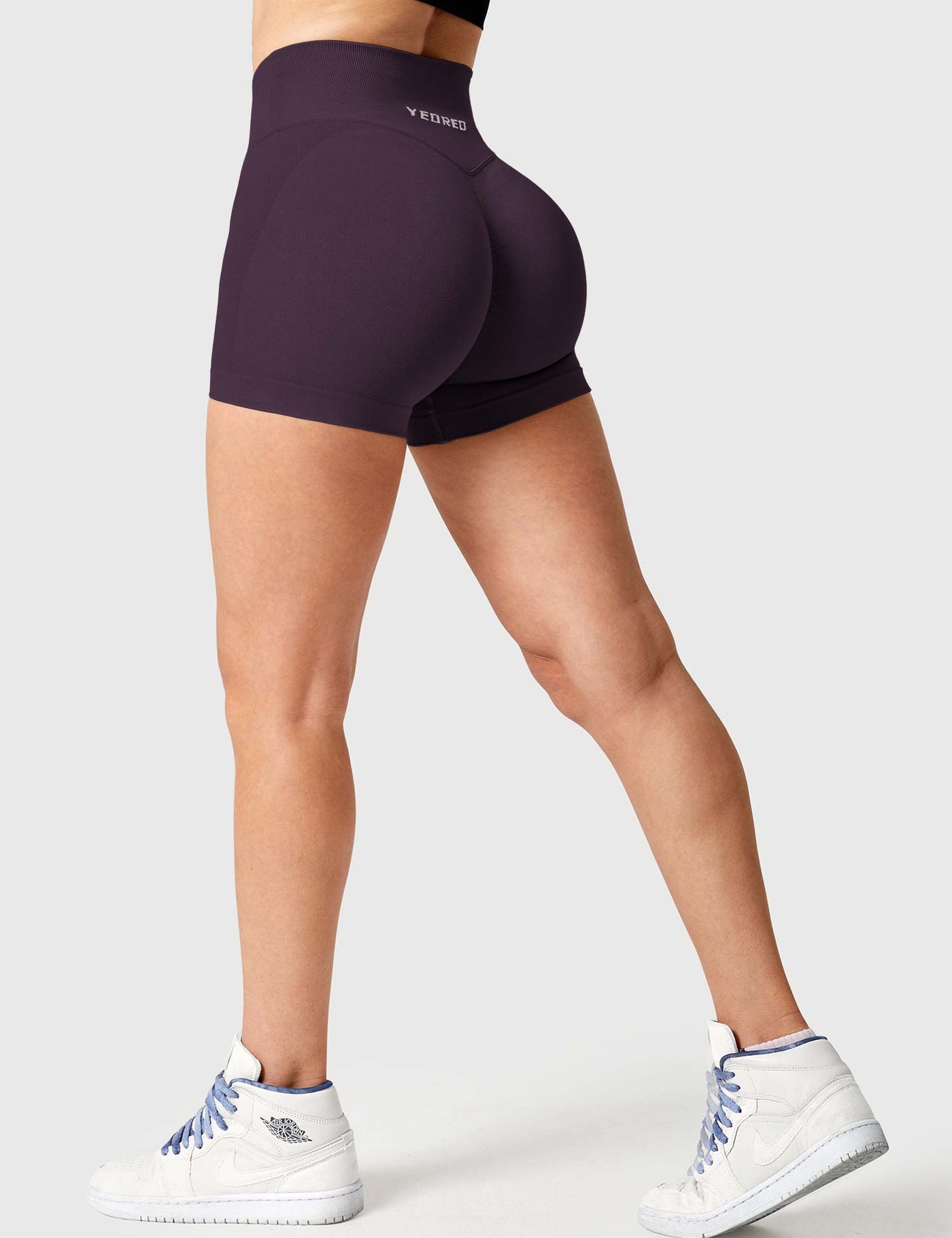 Yeoreo 3.6”Amplify V-Waistband Shorts