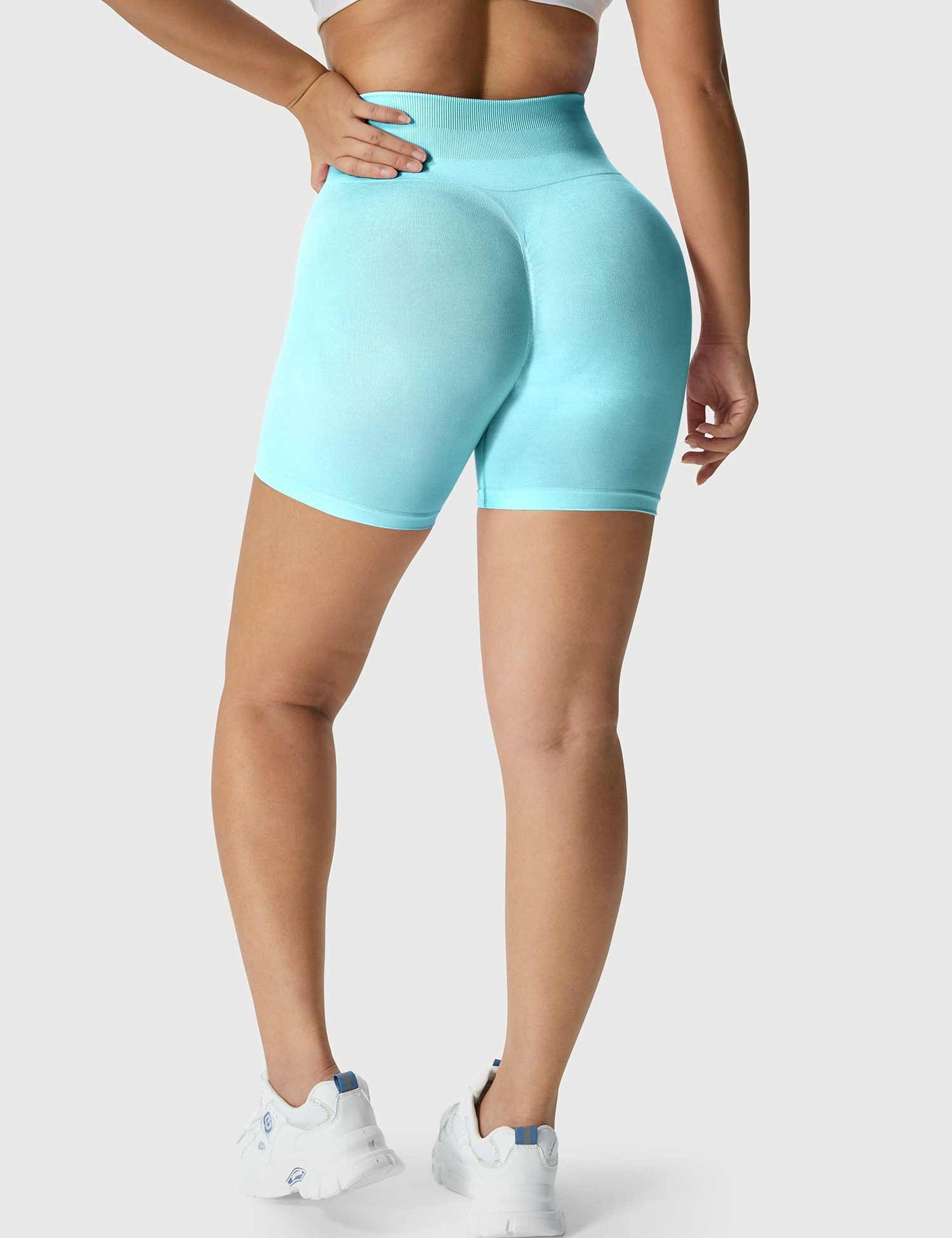 Yeoreo Light Color Amplify Seamless Shorts