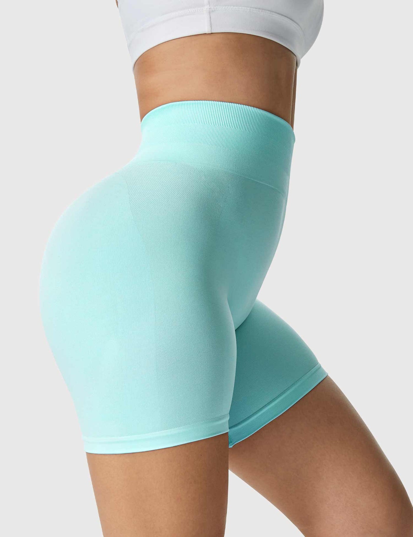 Yeoreo Light Color Amplify Seamless Shorts