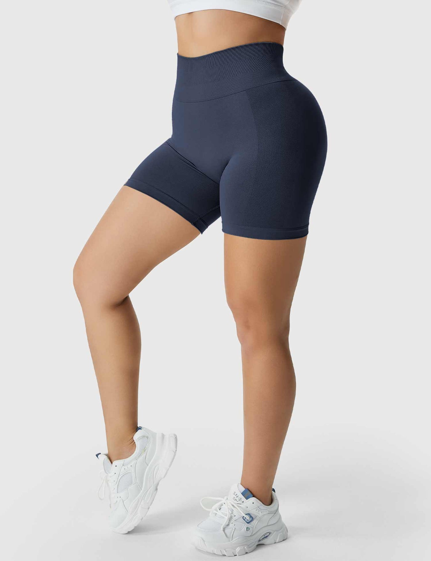 Yeoreo Light Color Amplify Seamless Shorts