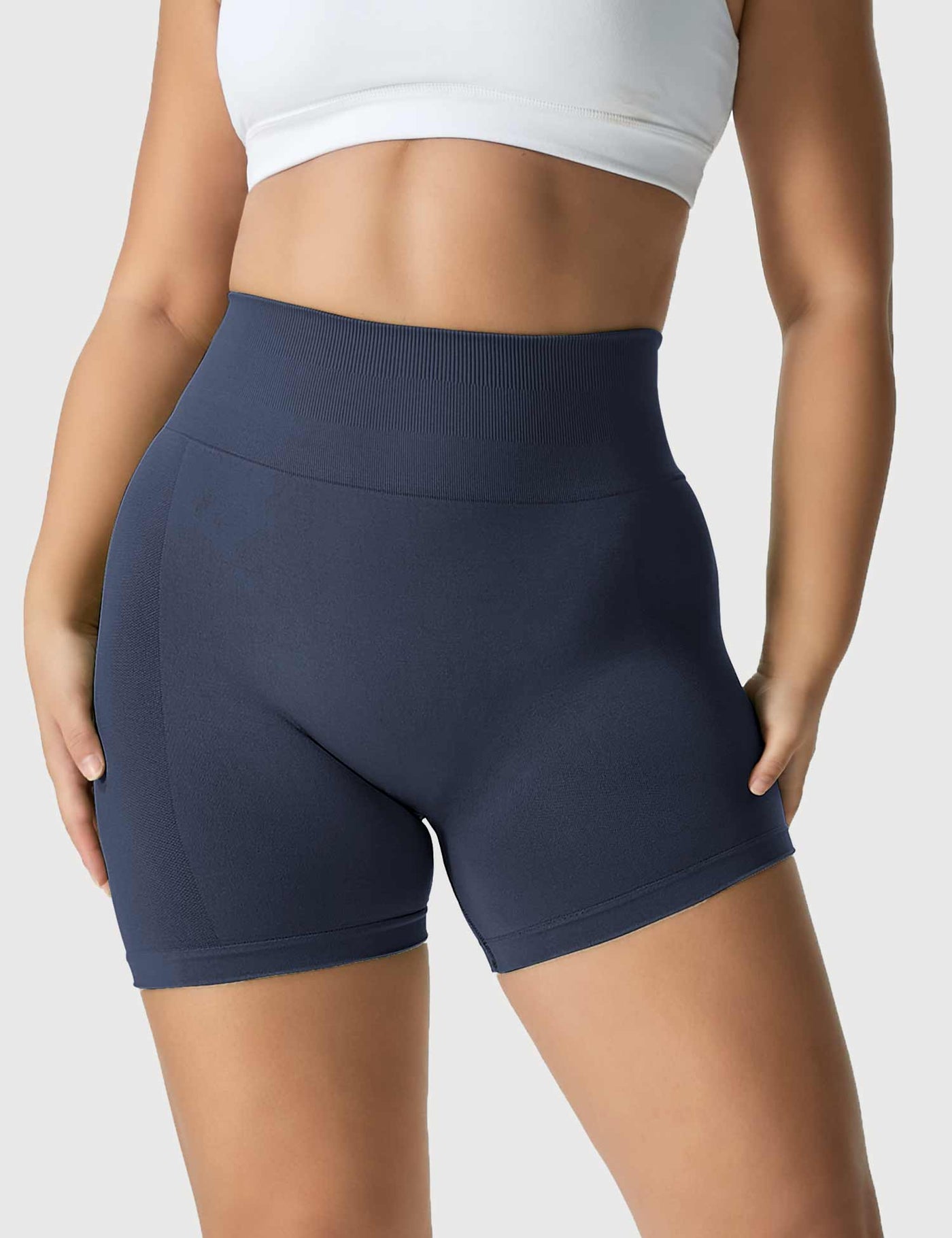 Yeoreo Light Color Amplify Seamless Shorts