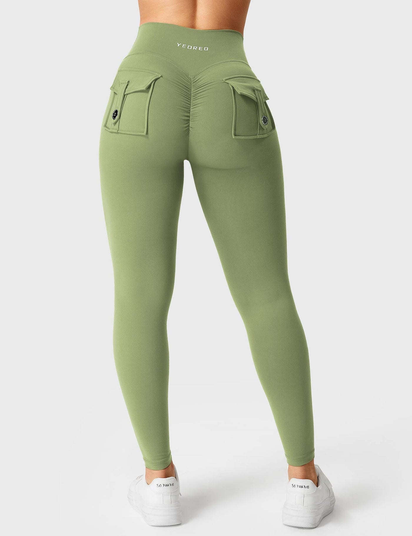 Yeoreo V-waistband Charm Leggings