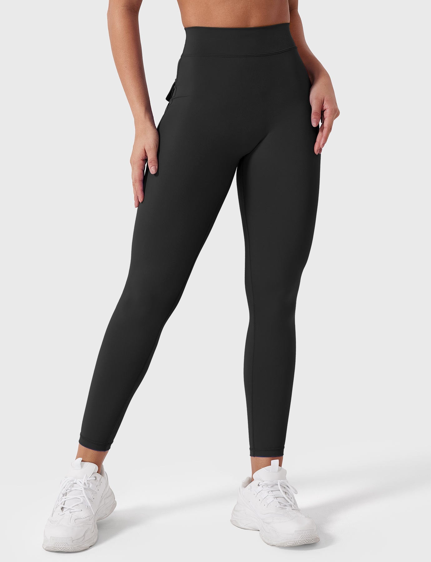 Yeoreo V-Back Charm Leggings