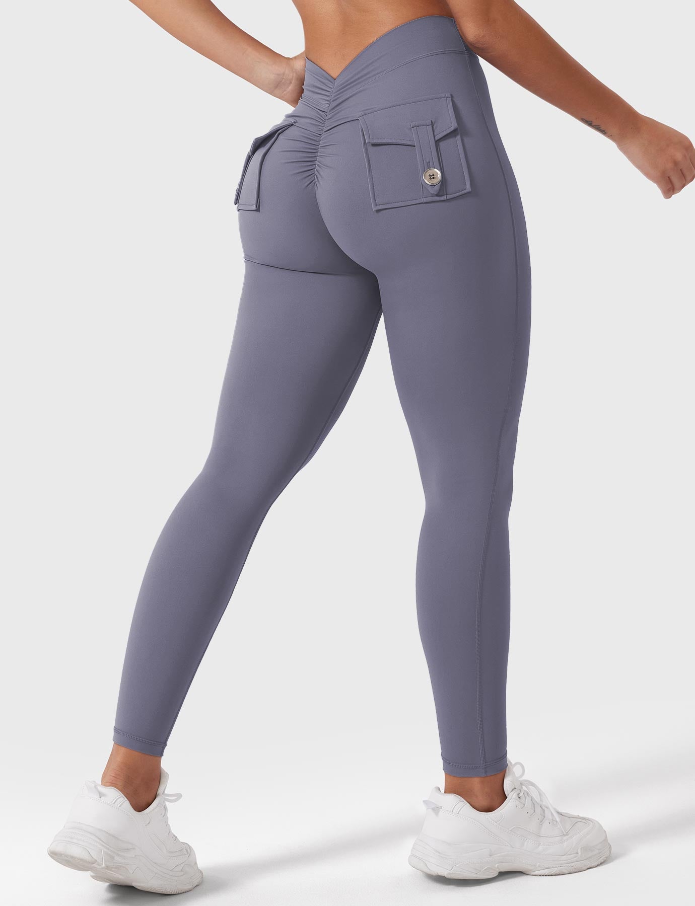 Yeoreo V-Back Charm Leggings