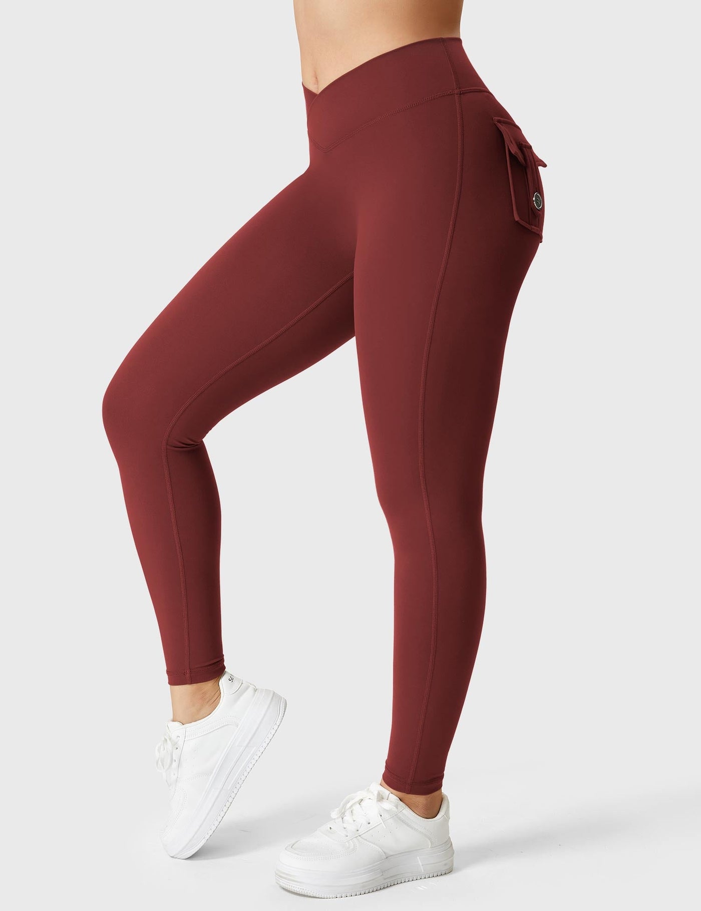 Yeoreo V-waistband Charm Leggings