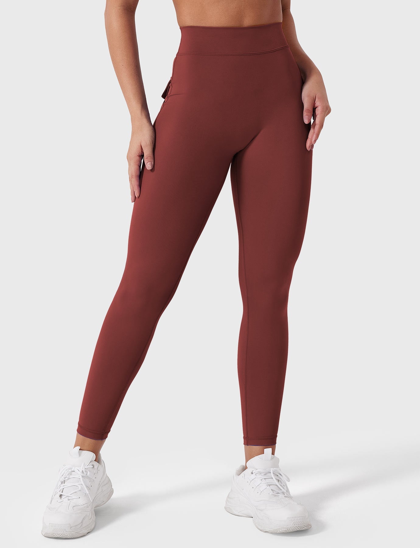 Yeoreo V-Back Charm Leggings