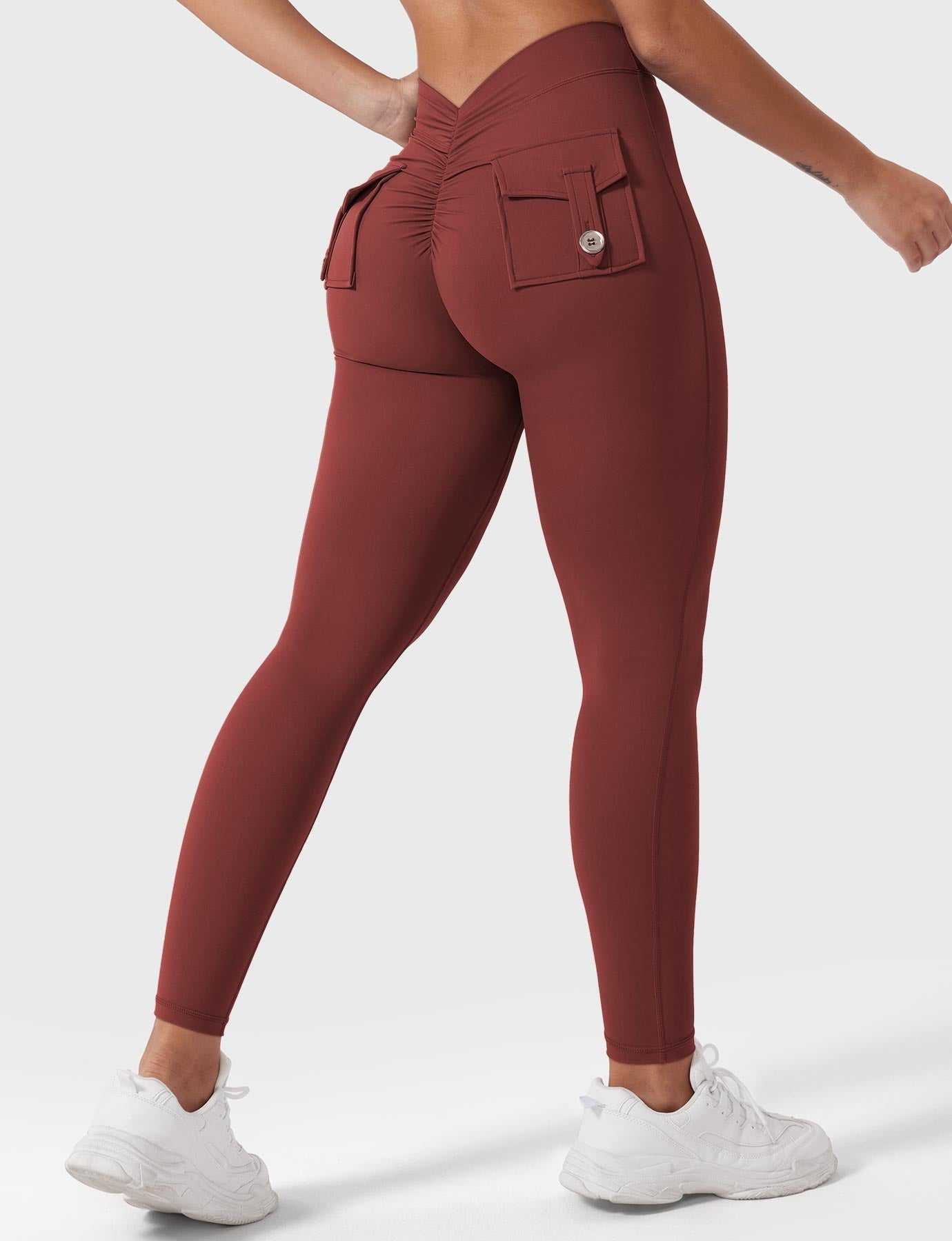 Yeoreo V-Back Charm Leggings