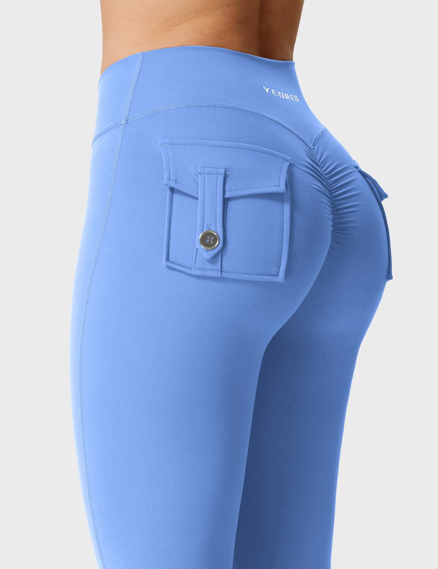 Yeoreo V-waistband Charm Leggings