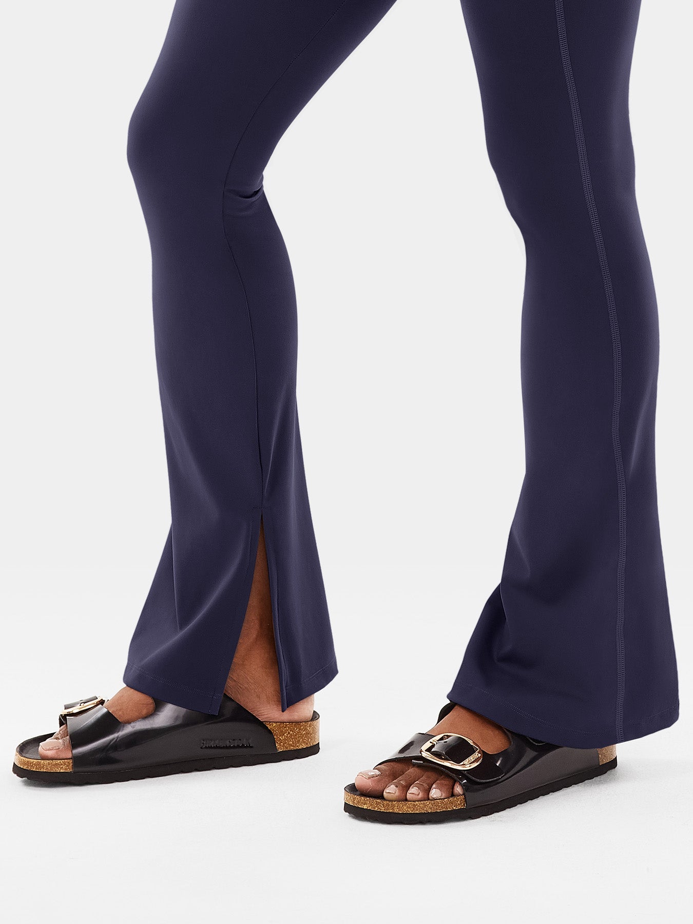 Yeoreo Nasreen Flare Split Hem Leggings