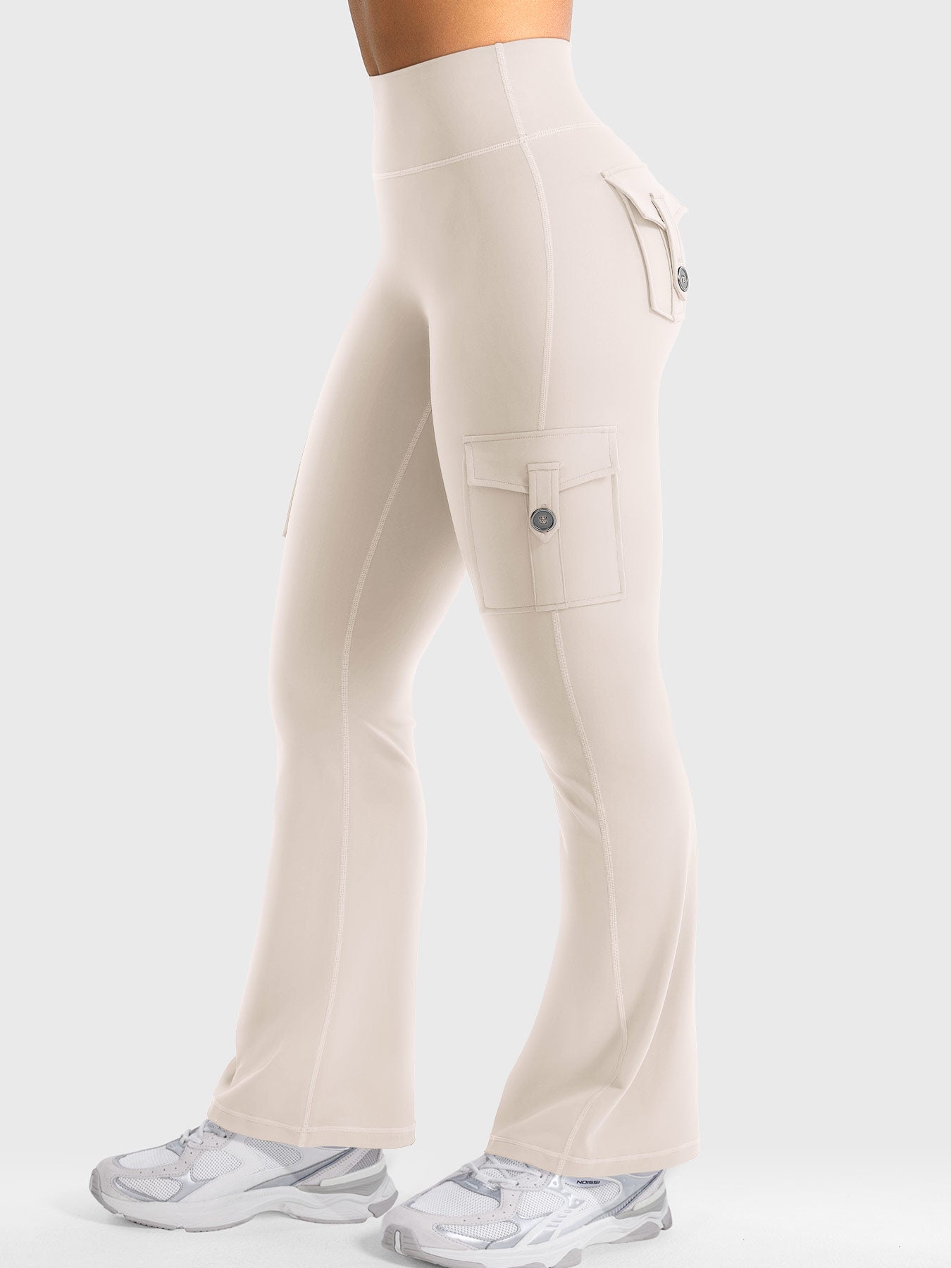 Yeoreo Hedda 28" CoreFlex Flared Leggings