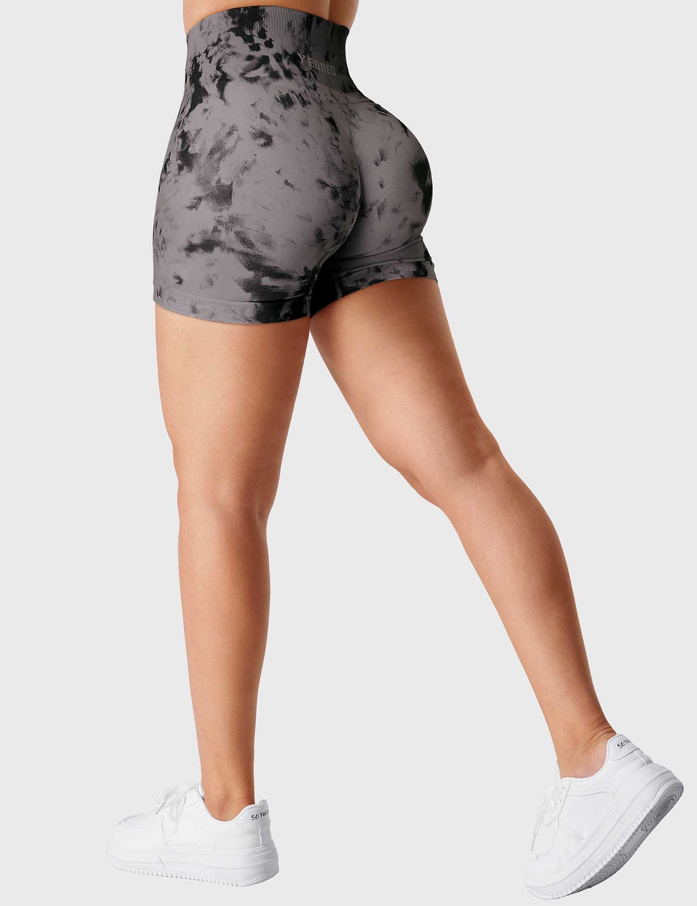 Yeoreo Dazzle Seamless Shorts