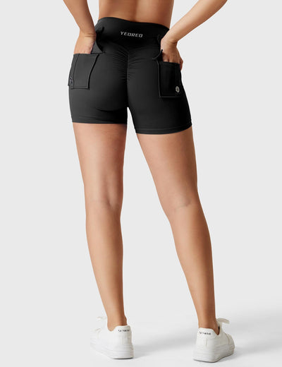 Yeoreo V-waistband Charm Shorts