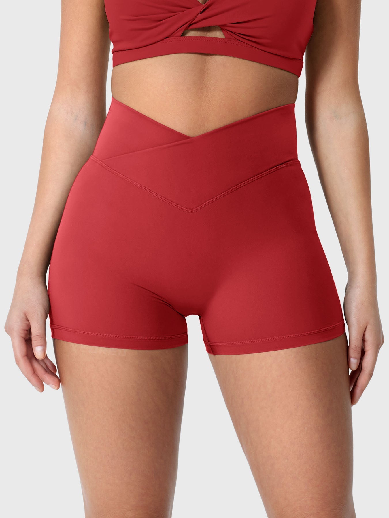 Yeoreo V-waistband Charm 3.6" Shorts