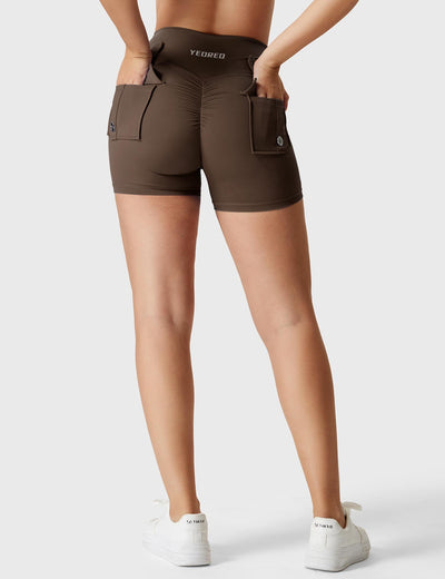 Yeoreo V-waistband Charm Shorts