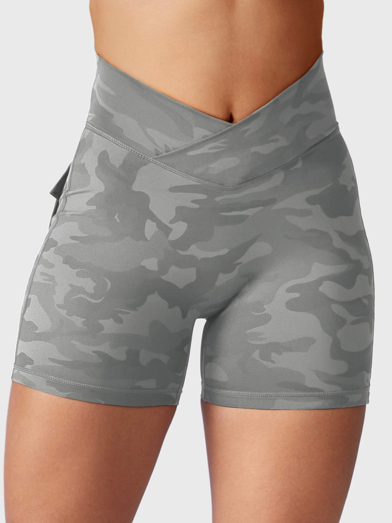 Yeoreo Charm Camouflage Shorts