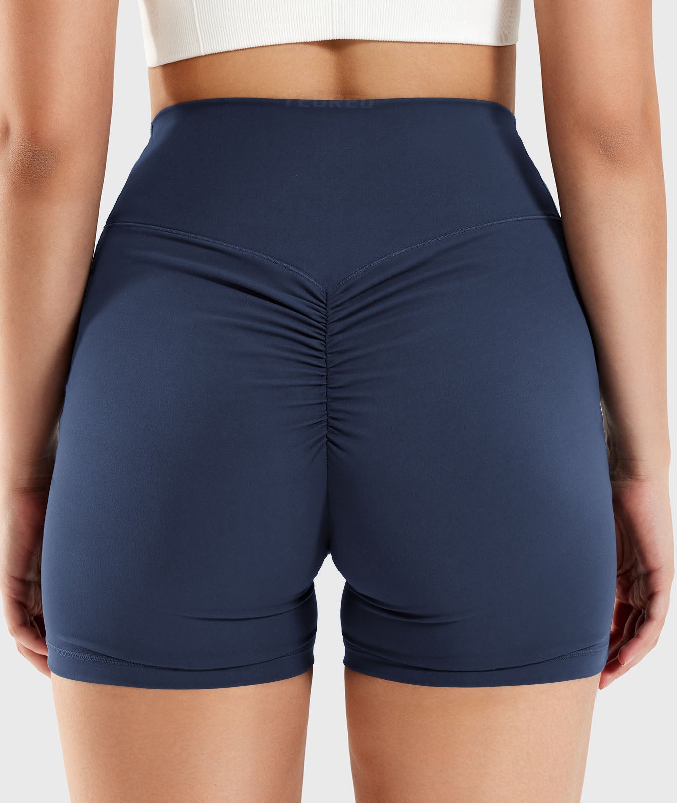 Yeoreo Ericane V-Waist Drawstring Shorts