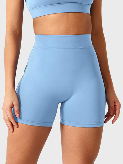 Yeoreo V-Back Charm Shorts