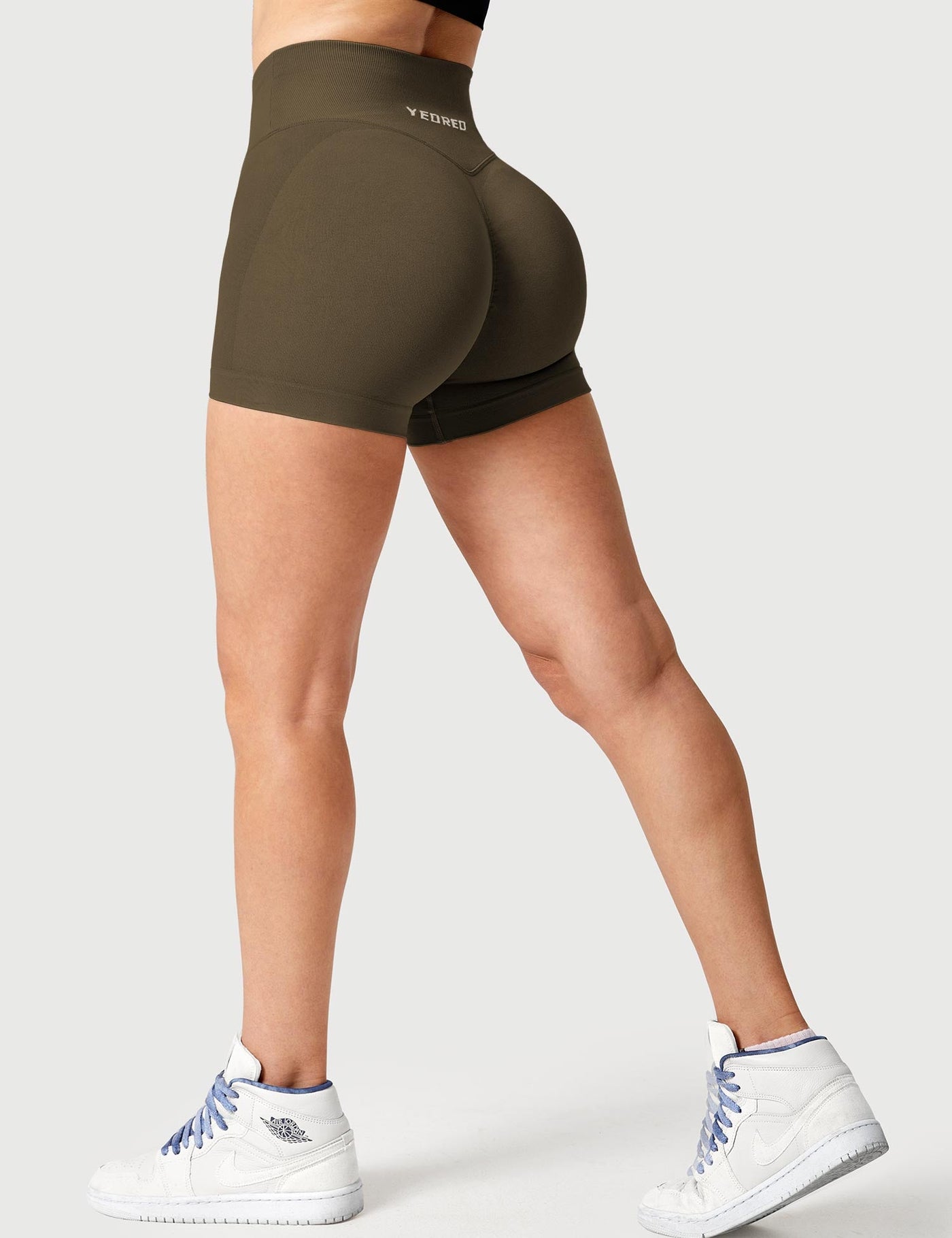 Yeoreo 3.6”Amplify V-Waistband Shorts