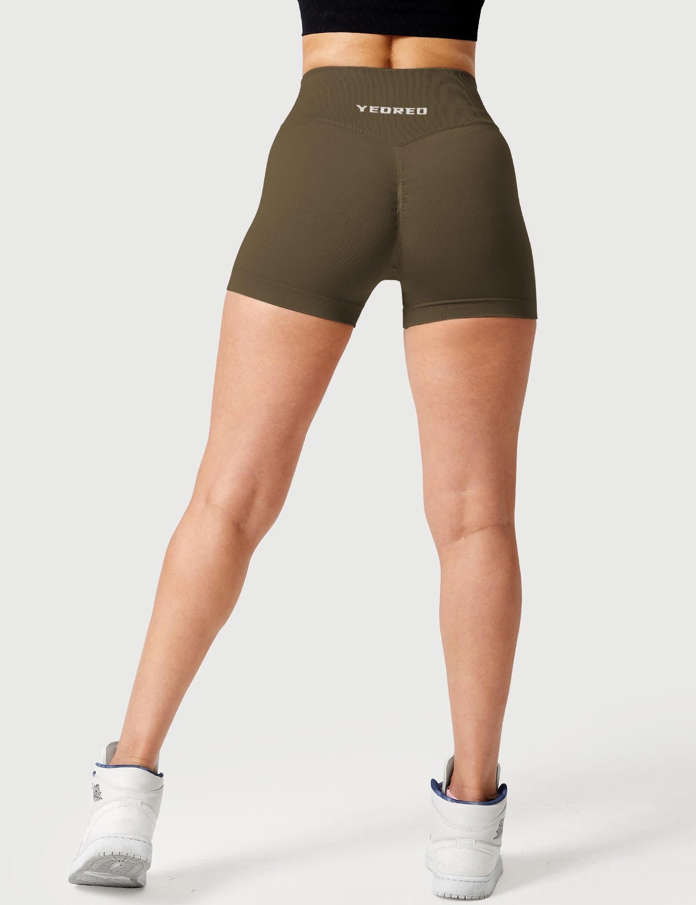 Yeoreo 3.6”Amplify V-Waistband Shorts