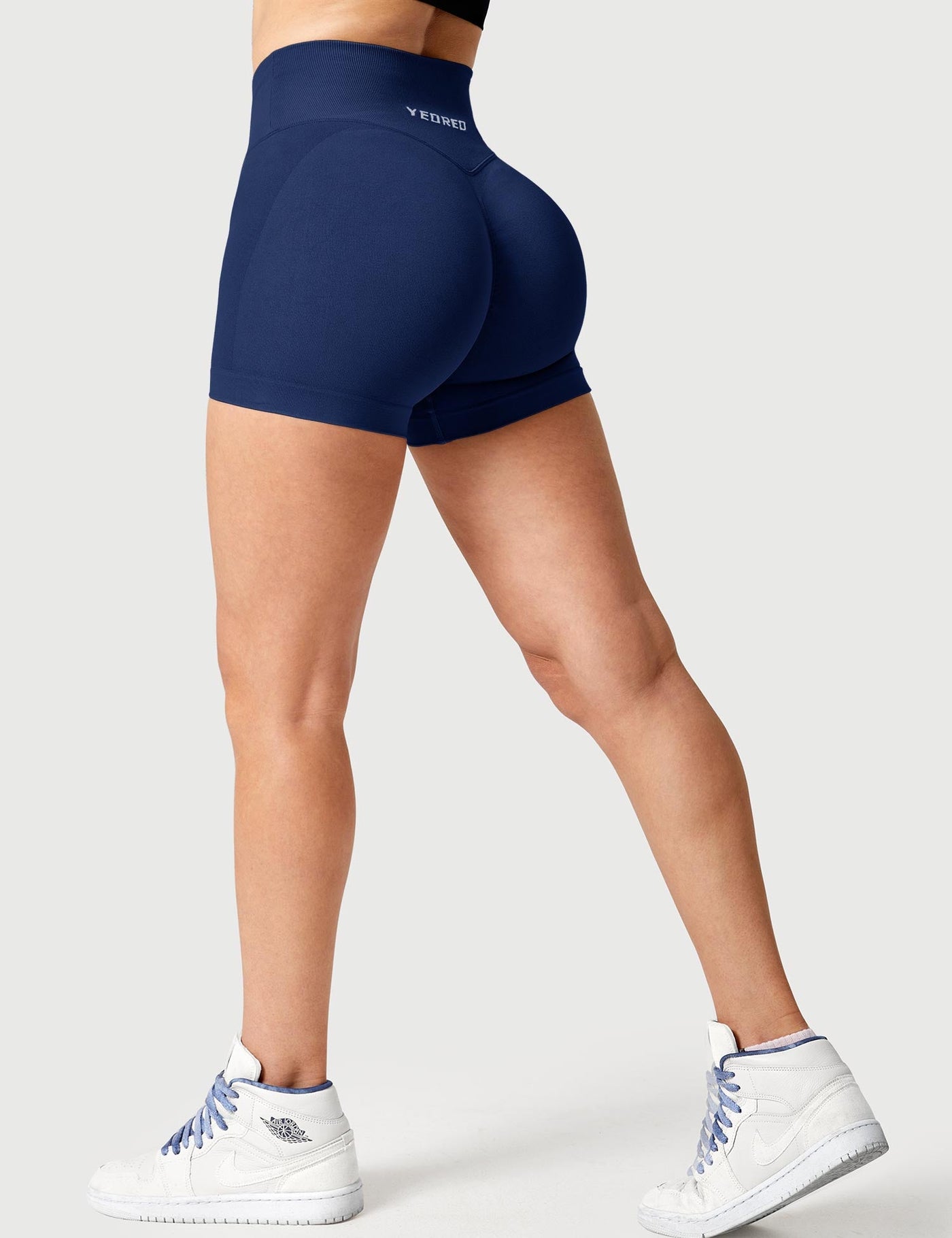 Yeoreo 3.6”Amplify V-Waistband Shorts