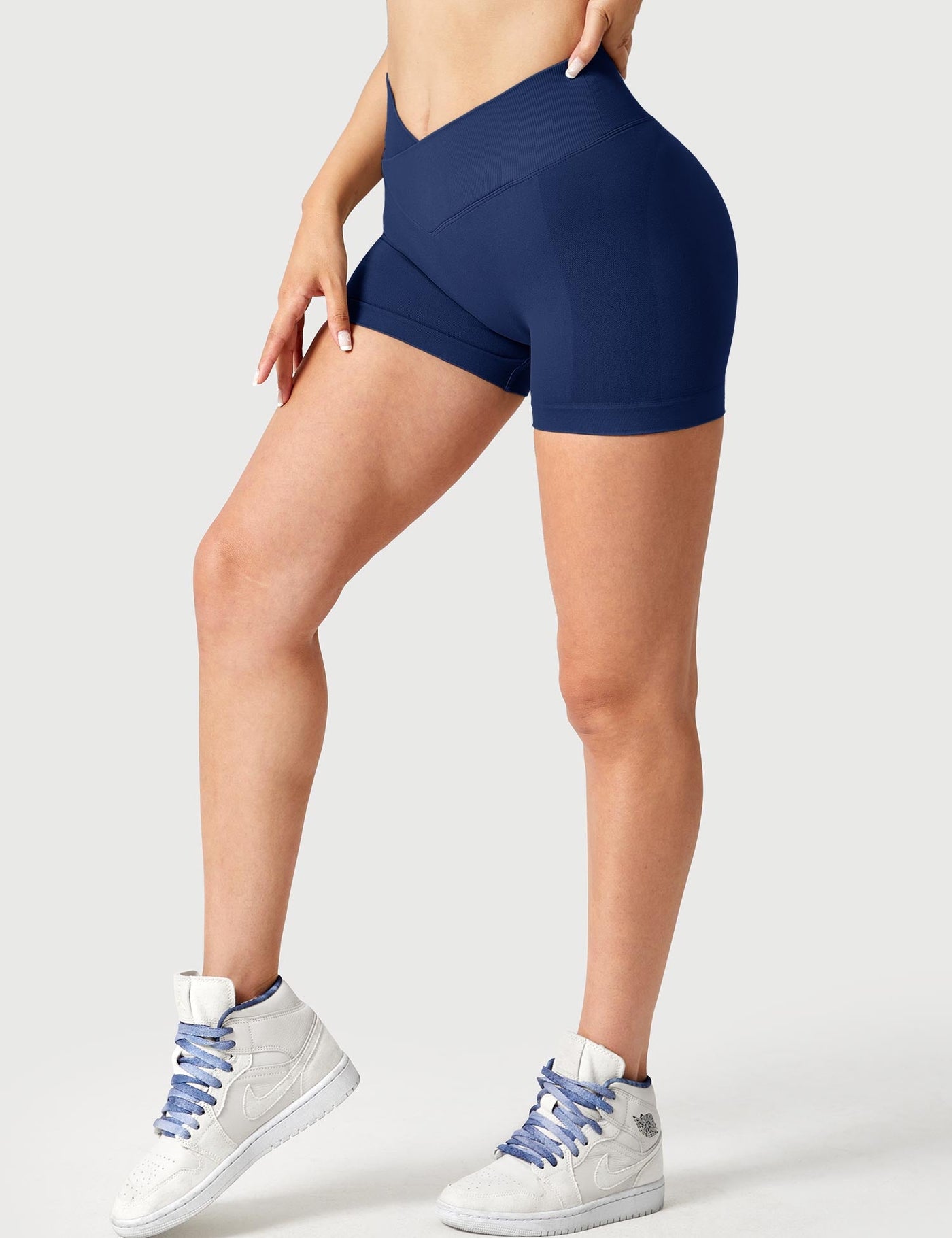 Yeoreo 3.6”Amplify V-Waistband Shorts